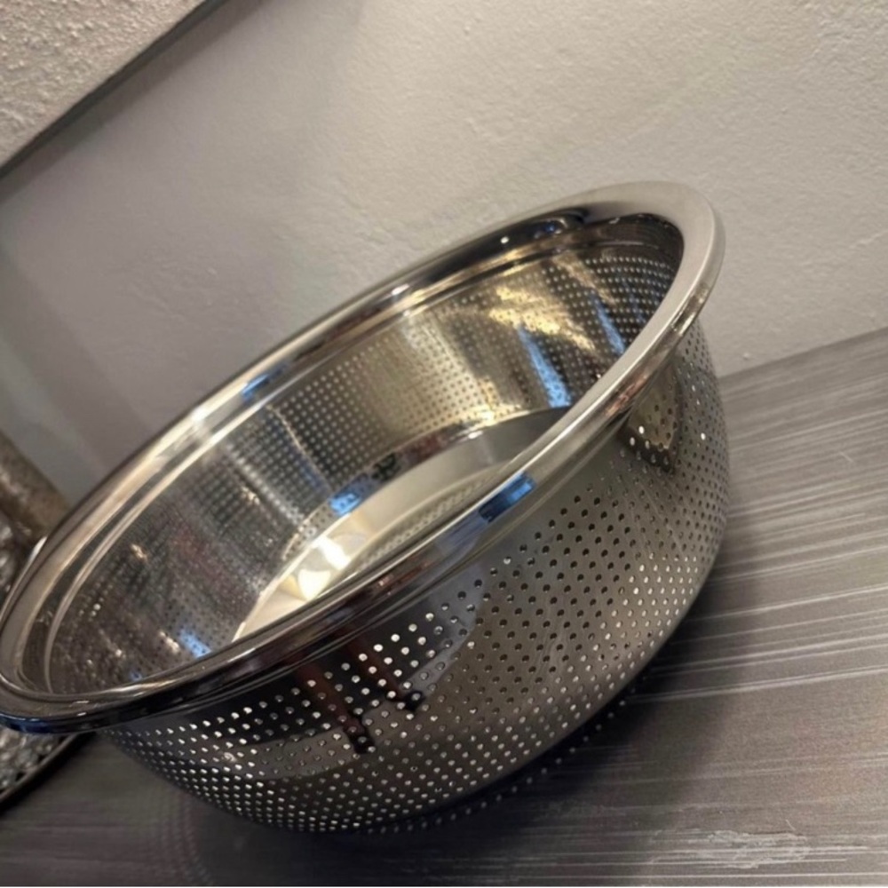 Colander - Picture 3 of 6